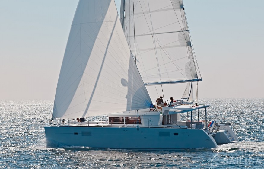 Lagoon 450 - Yacht Charter Sailica