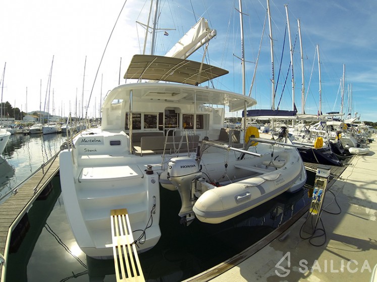 Lagoon 450 - Yacht Charter Sailica
