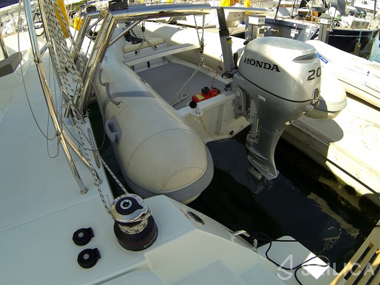 Lagoon 450 - Yacht Charter Sailica