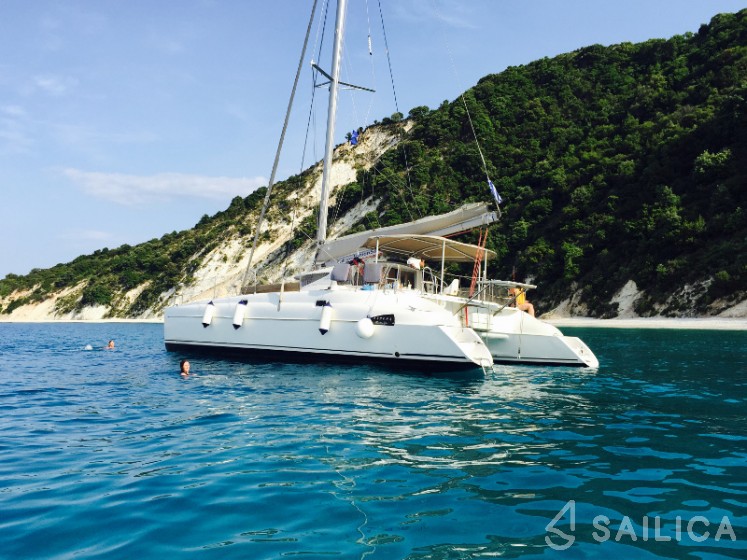Athena 38 - Yacht Charter Sailica