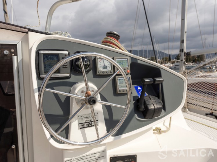 Athena 38 - Yacht Charter Sailica