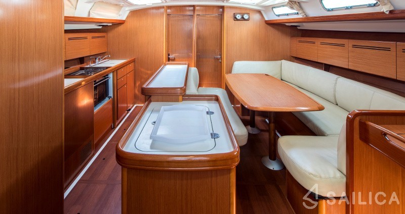 Cyclades 50.5 - Yacht Charter Sailica