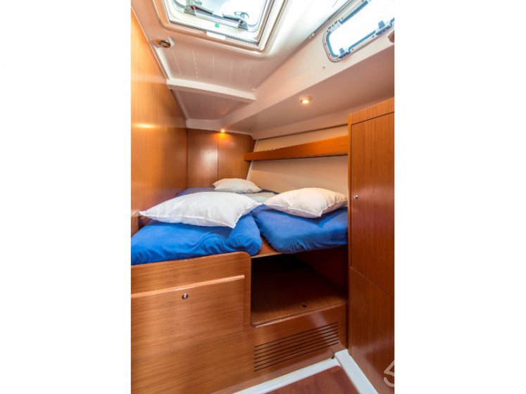 Cyclades 50.5 - Yacht Charter Sailica