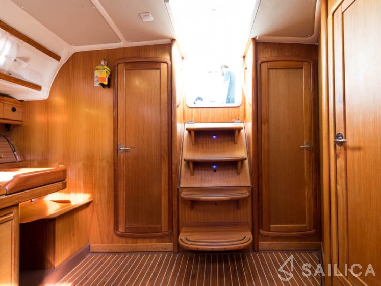 Bavaria 46 Cruiser - Yacht Charter Sailica