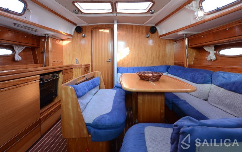 Bavaria 39 Cruiser - Yacht Charter Sailica