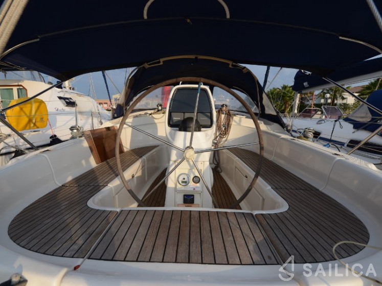 Bavaria 39 Cruiser - Yacht Charter Sailica