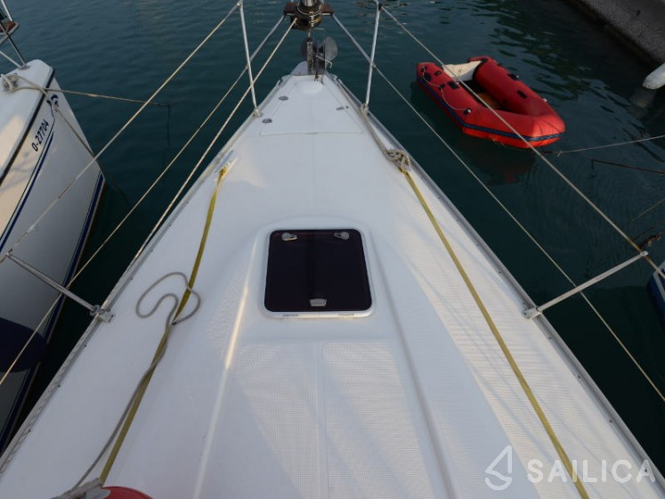 Bavaria 39 Cruiser - Yacht Charter Sailica