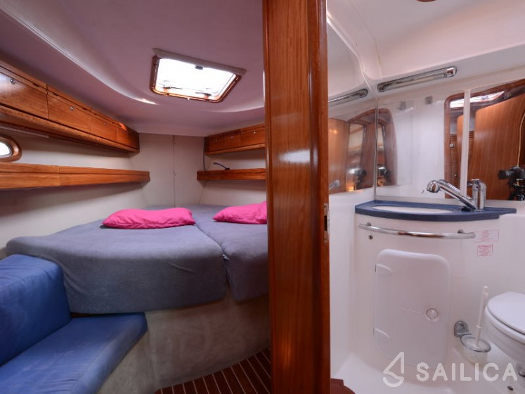 Bavaria 39 Cruiser - Yacht Charter Sailica