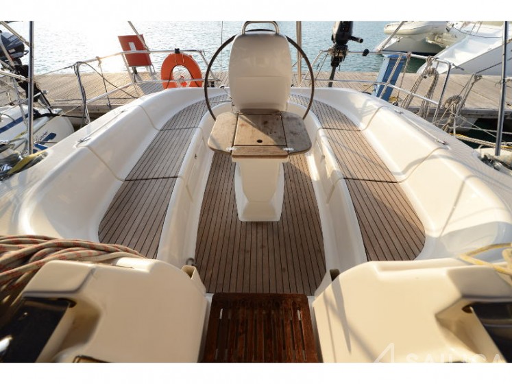 Bavaria 39 Cruiser - Yacht Charter Sailica