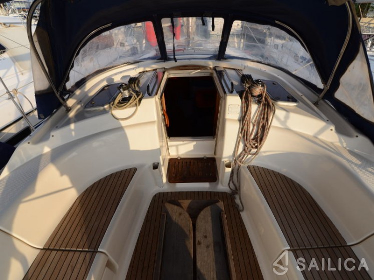 Bavaria 39 Cruiser - Yacht Charter Sailica