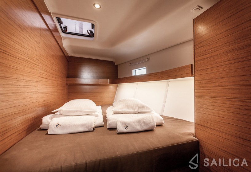 Elan 50 Impression - Yacht Charter Sailica