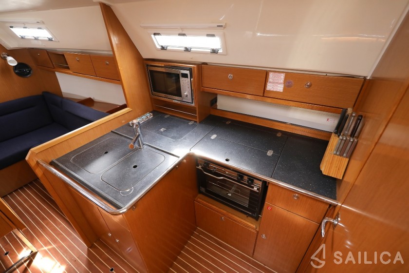 Bavaria Cruiser 36 - Yacht Charter Sailica