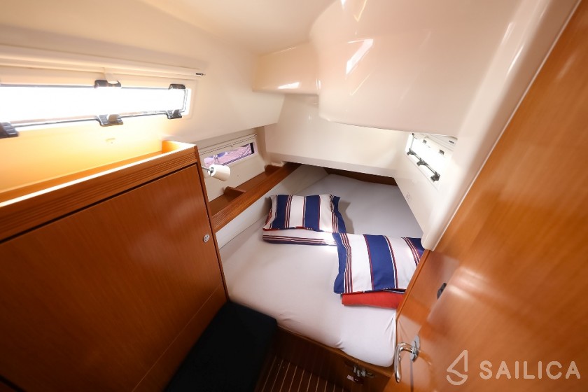 Bavaria Cruiser 36 - Yacht Charter Sailica
