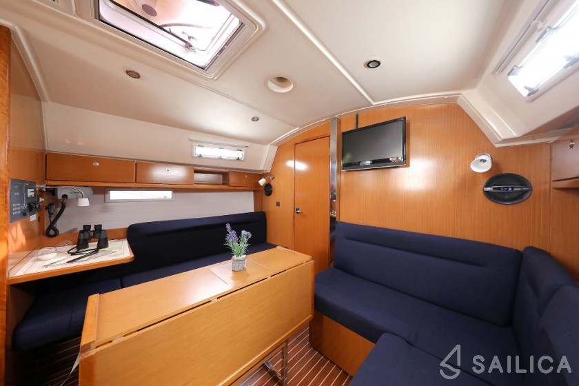Bavaria Cruiser 36 - Yacht Charter Sailica