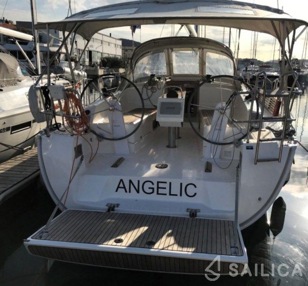 Bavaria 37 Cruiser - Yacht Charter Sailica