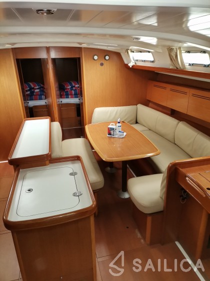 Cyclades 50.5 - Yacht Charter Sailica