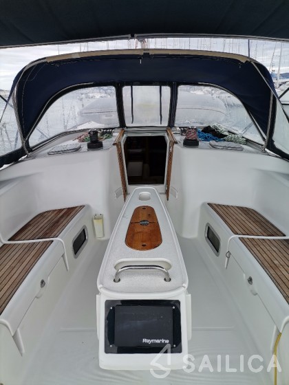 Cyclades 50.5 - Yacht Charter Sailica
