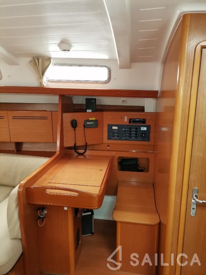 Cyclades 50.5 - Yacht Charter Sailica