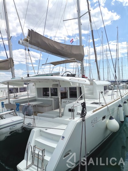 Lagoon 450 - Yacht Charter Sailica