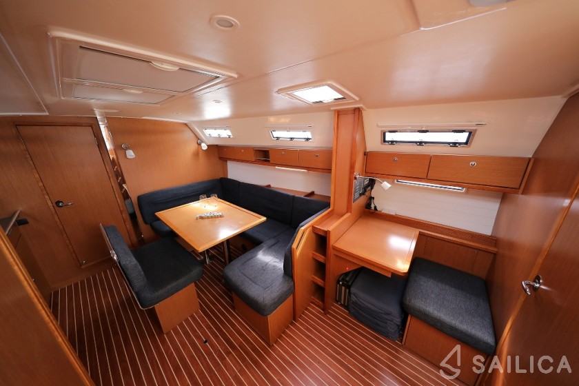 Bavaria 40 Cruiser - Yacht Charter Sailica