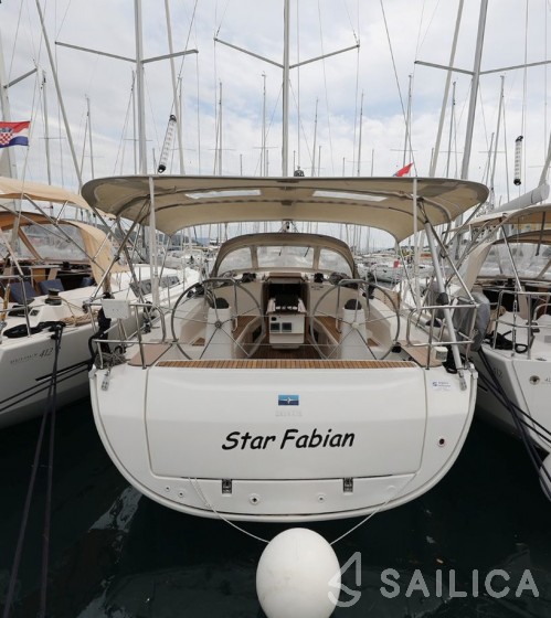 Bavaria 40 Cruiser - Yacht Charter Sailica
