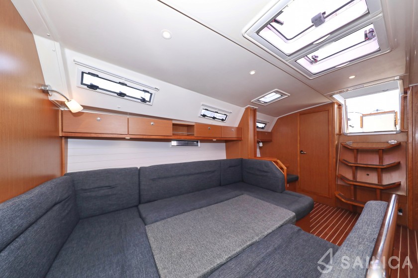 Bavaria 40 Cruiser - Yacht Charter Sailica