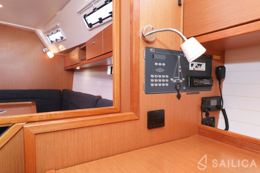 Bavaria 40 Cruiser - Yacht Charter Sailica