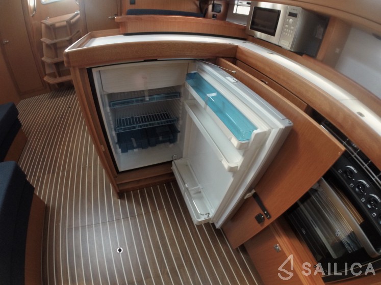 Bavaria 51 Cruiser - Yacht Charter Sailica
