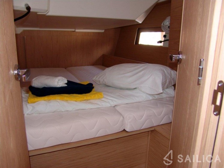 Oceanis 46.1 - Yacht Charter Sailica