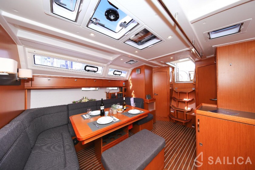 Bavaria 46 Cruiser - Yacht Charter Sailica