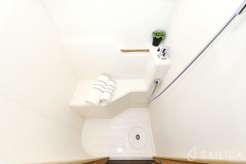 Hanse 455 - Yacht Charter Sailica