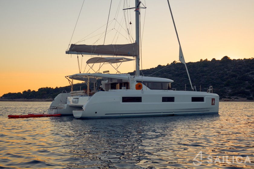 Lagoon 46  - Yacht Charter Sailica
