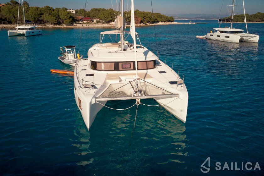 Lagoon 46  - Yacht Charter Sailica
