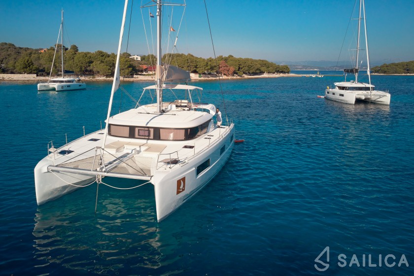 Lagoon 46  - Yacht Charter Sailica