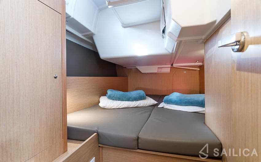 Dufour 390 Grand Large - Yacht Charter Sailica