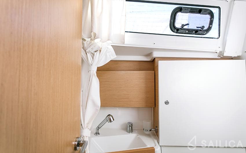Dufour 390 Grand Large - Yacht Charter Sailica