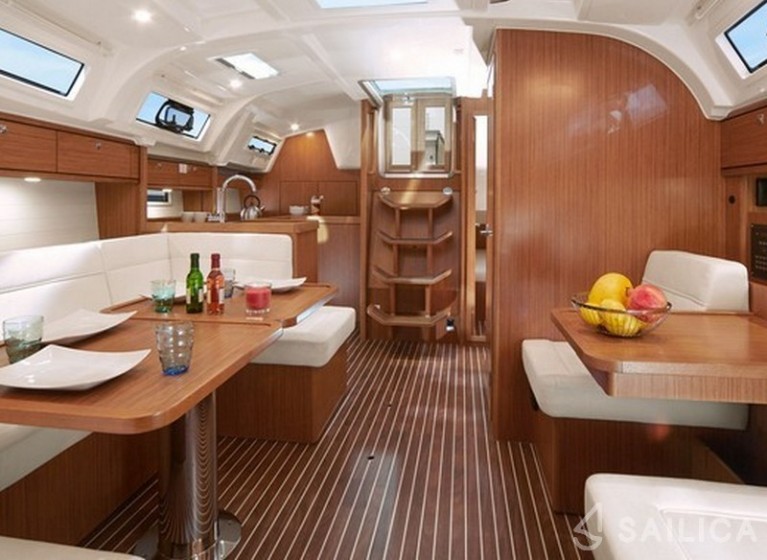 Bavaria 41 Cruiser - Yacht Charter Sailica