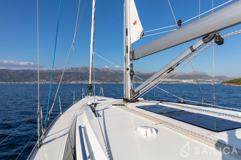 Bavaria 51 Cruiser - Yacht Charter Sailica