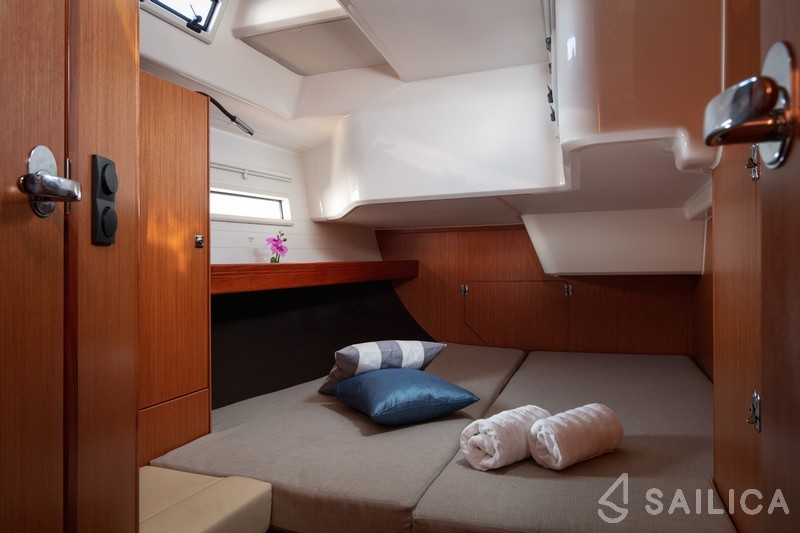 Bavaria 51 Cruiser - Yacht Charter Sailica