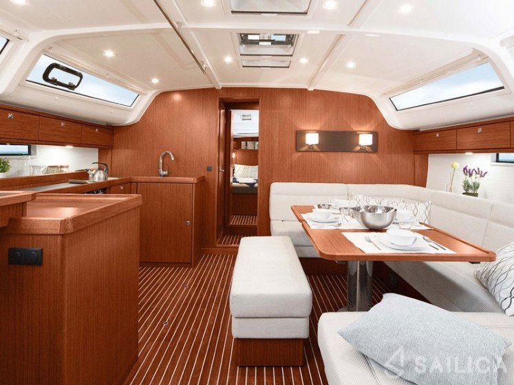 Bavaria 51 Cruiser - Yacht Charter Sailica