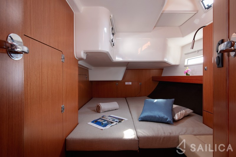 Bavaria 51 Cruiser - Yacht Charter Sailica