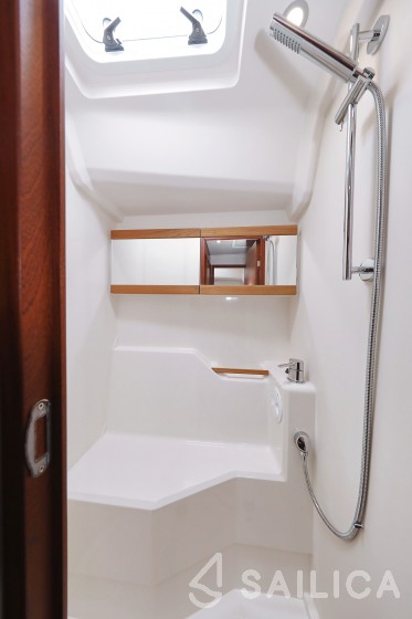 Hanse 458 - Yacht Charter Sailica