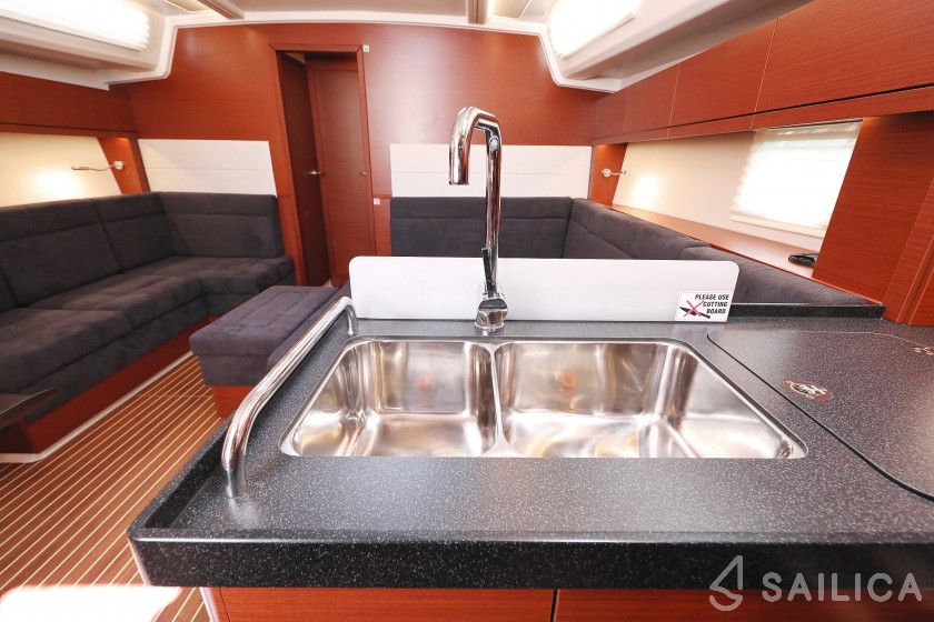 Hanse 458 - Yacht Charter Sailica