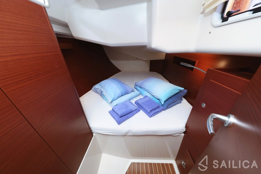 Hanse 458 - Yacht Charter Sailica