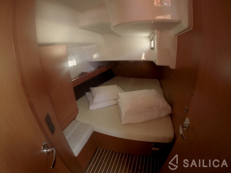 Bavaria 46 Cruiser - Yacht Charter Sailica