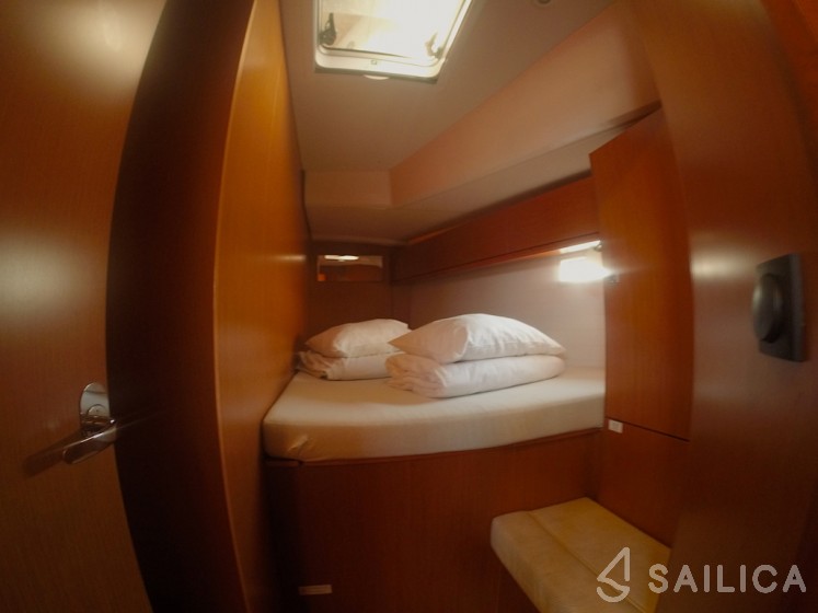 Bavaria 46 Cruiser - Yacht Charter Sailica