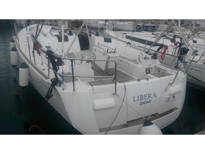Sun Odyssey 439 - Yacht Charter Sailica