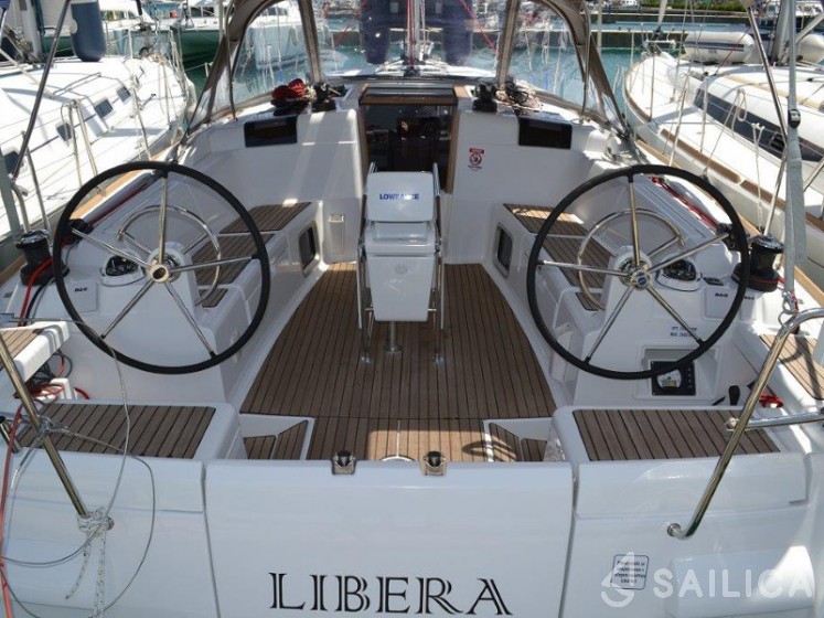 Sun Odyssey 439 - Yacht Charter Sailica