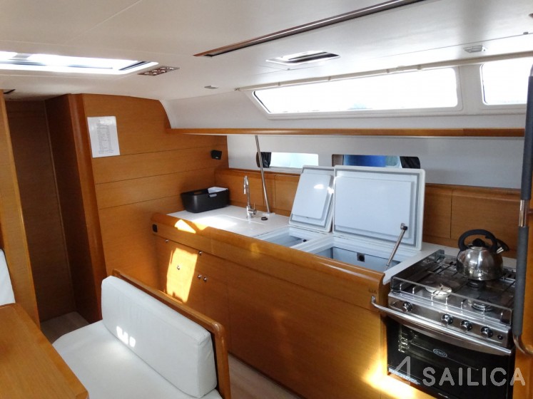 Sun Odyssey 469 - Yacht Charter Sailica