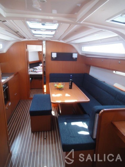 Bavaria 41 Cruiser - Yacht Charter Sailica